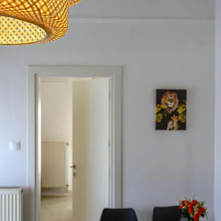 Center Downtown Apartment *