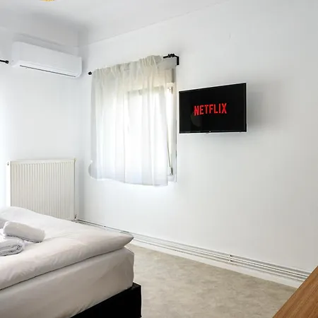 Center Downtown Apartment